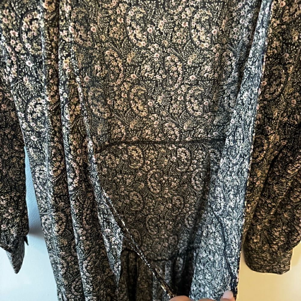 NWOT - Bacio Floral Wrap Maxi Long Sleeve Dress Size Small - Picture 7 of 11